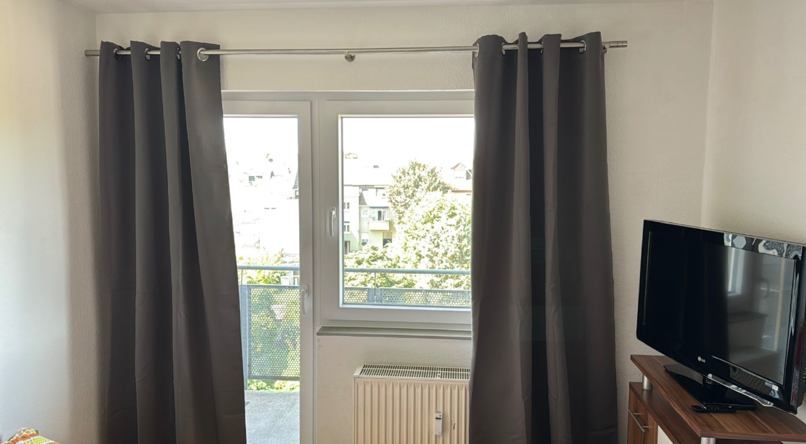 Monteur-Zimmer - Viernheim - Wohnung in Mannheim-Neckarau!