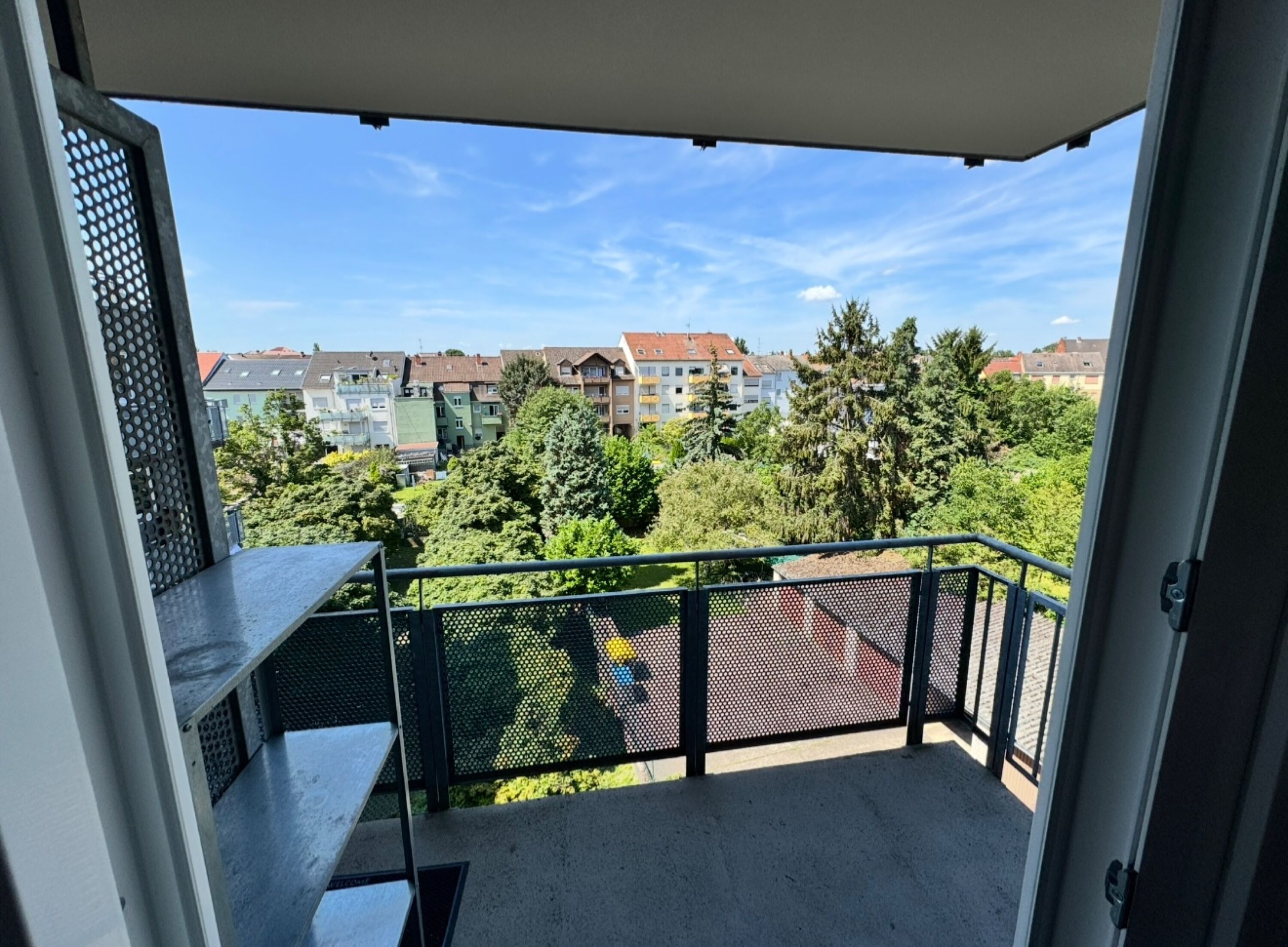 Monteur-Zimmer - Viernheim - Wohnung in Mannheim-Neckarau!