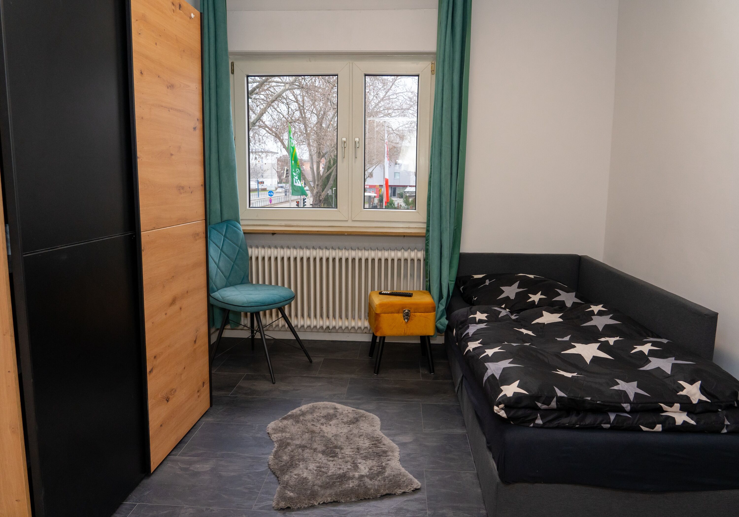 Monteur-Zimmer - Viernheim - "Amsel´s Home" "Stilvoll Wohnen in Mannheim Neckarau