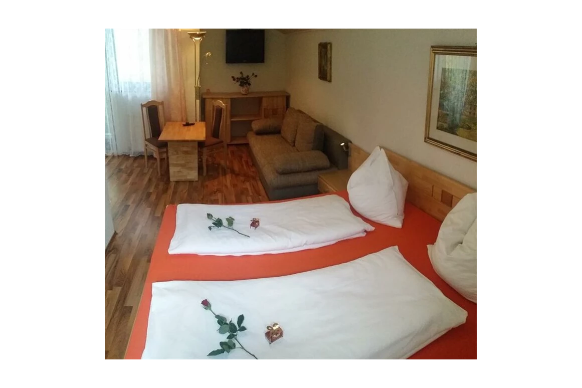MonteurZimmer: Club Villa