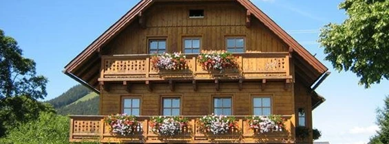MonteurZimmer: Haus Lindenstamm