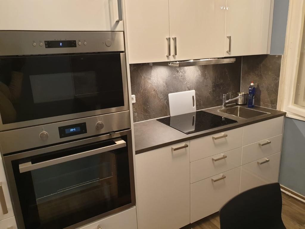 Monteur-Zimmer - Karlsruhe (10 Wohnungen)