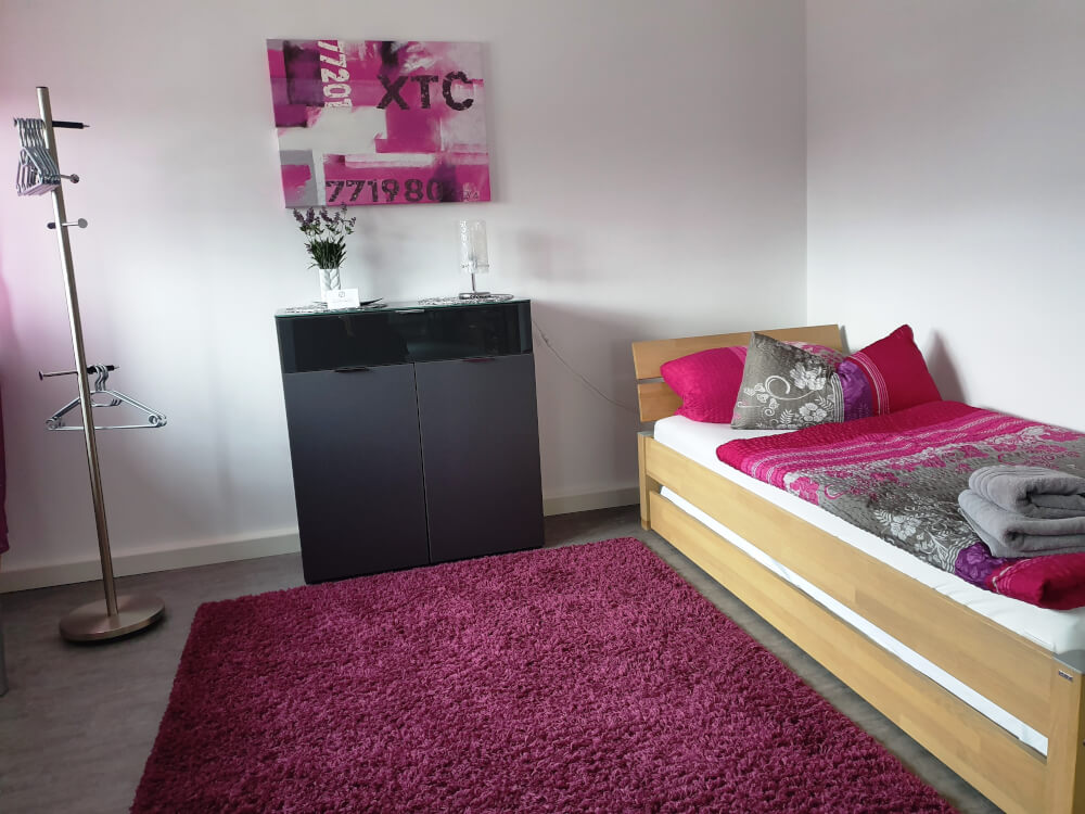 Monteur-Zimmer - Moderne Ferienwohnung in Karlsruhe- Ideal für Business & Familien