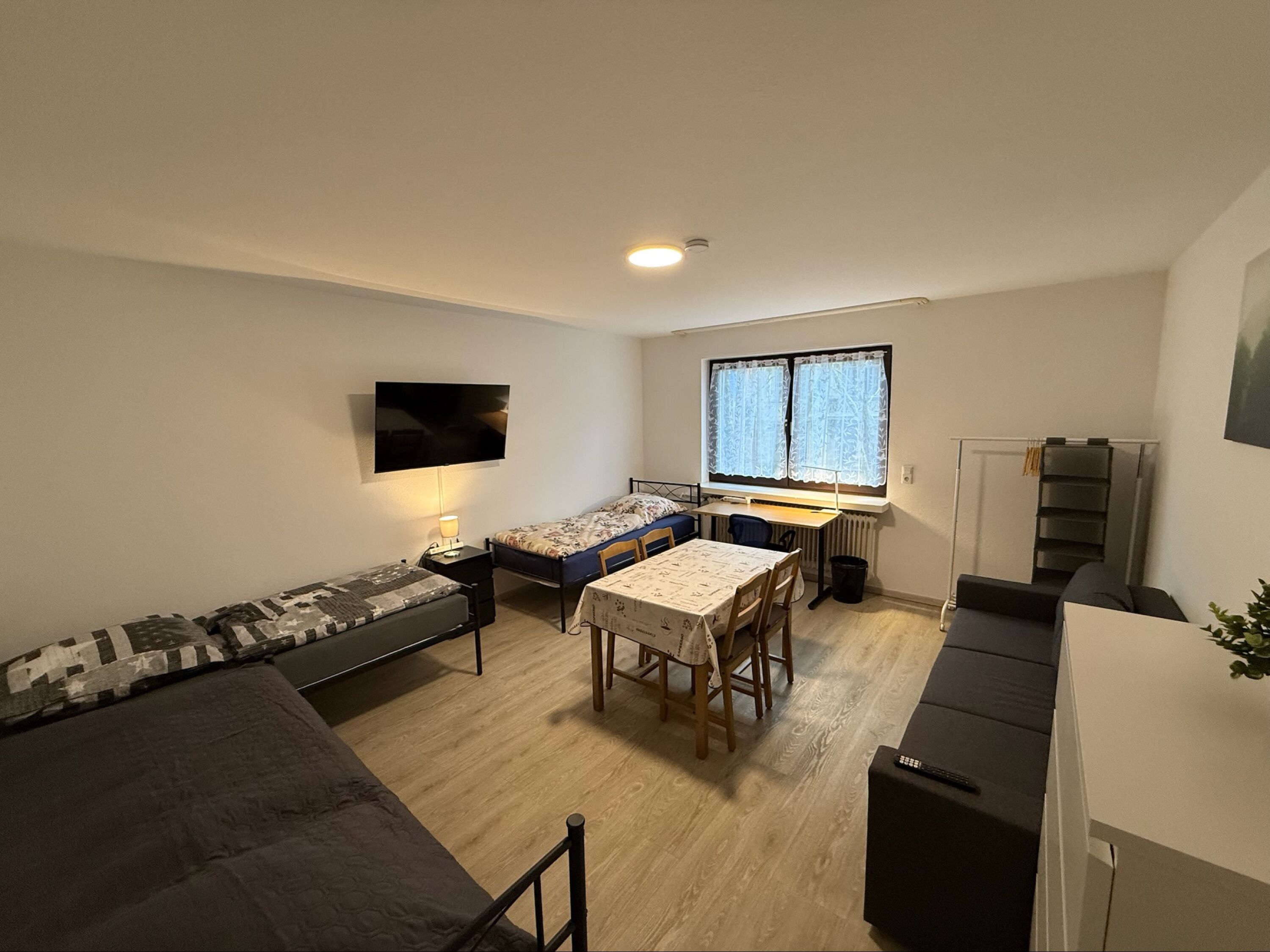 Monteur-Zimmer - Ferienwohnungen Fischer - Voll ausgestattete Apartments