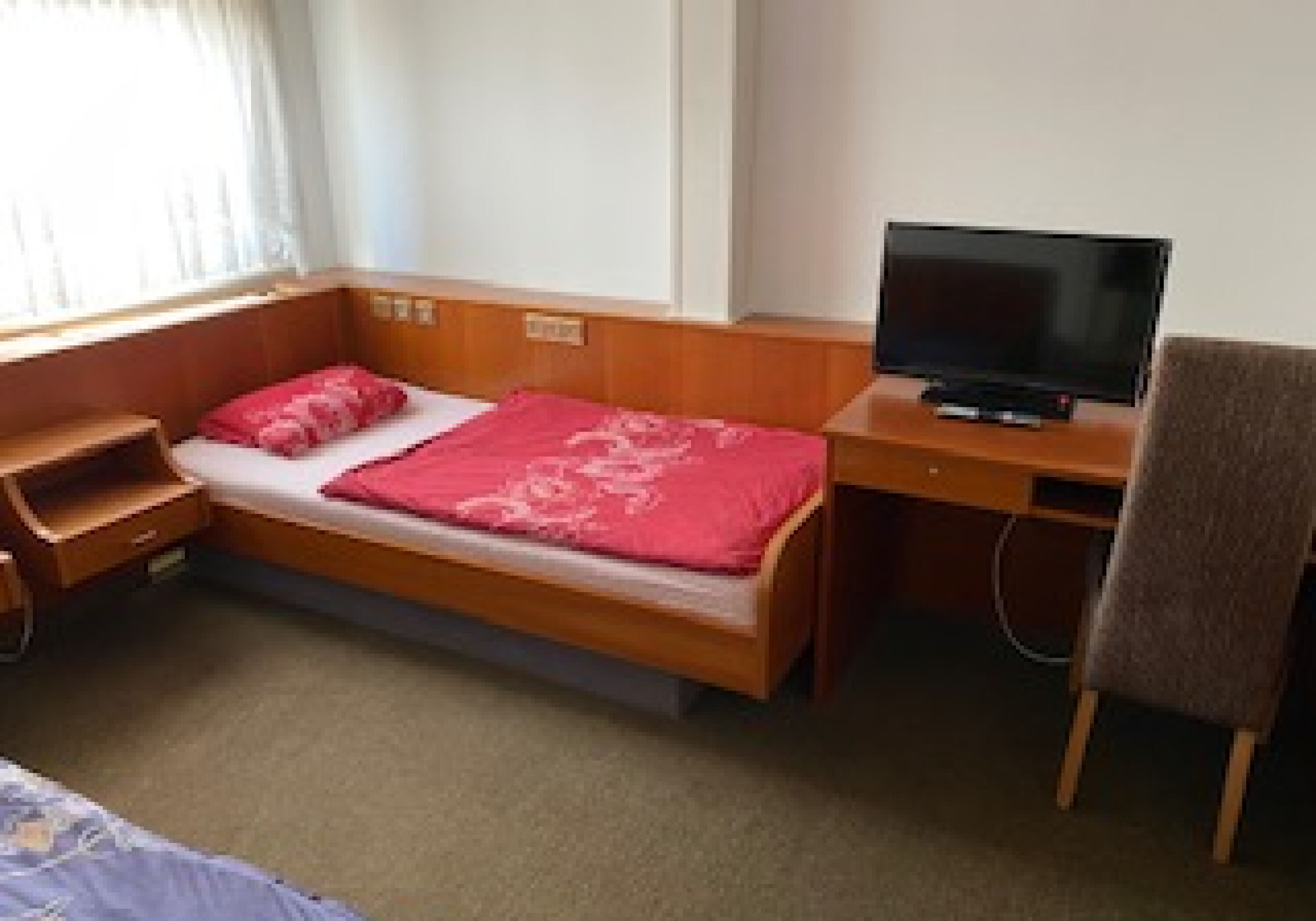 Monteur-Zimmer - Monteur-Wohnung Karlsruhe, günstige Lage