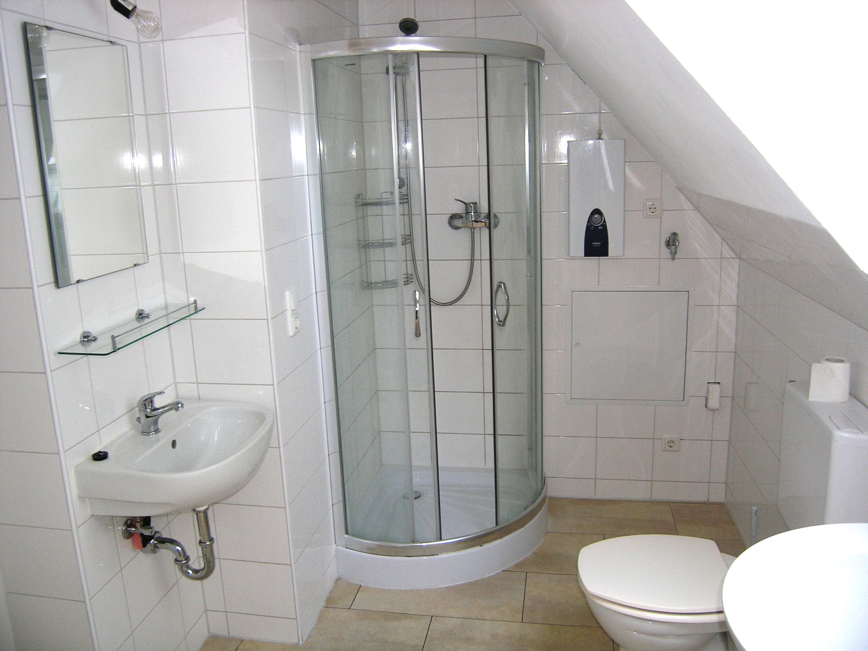 Monteur-Zimmer - Monteur-Wohnung Karlsruhe, günstige Lage