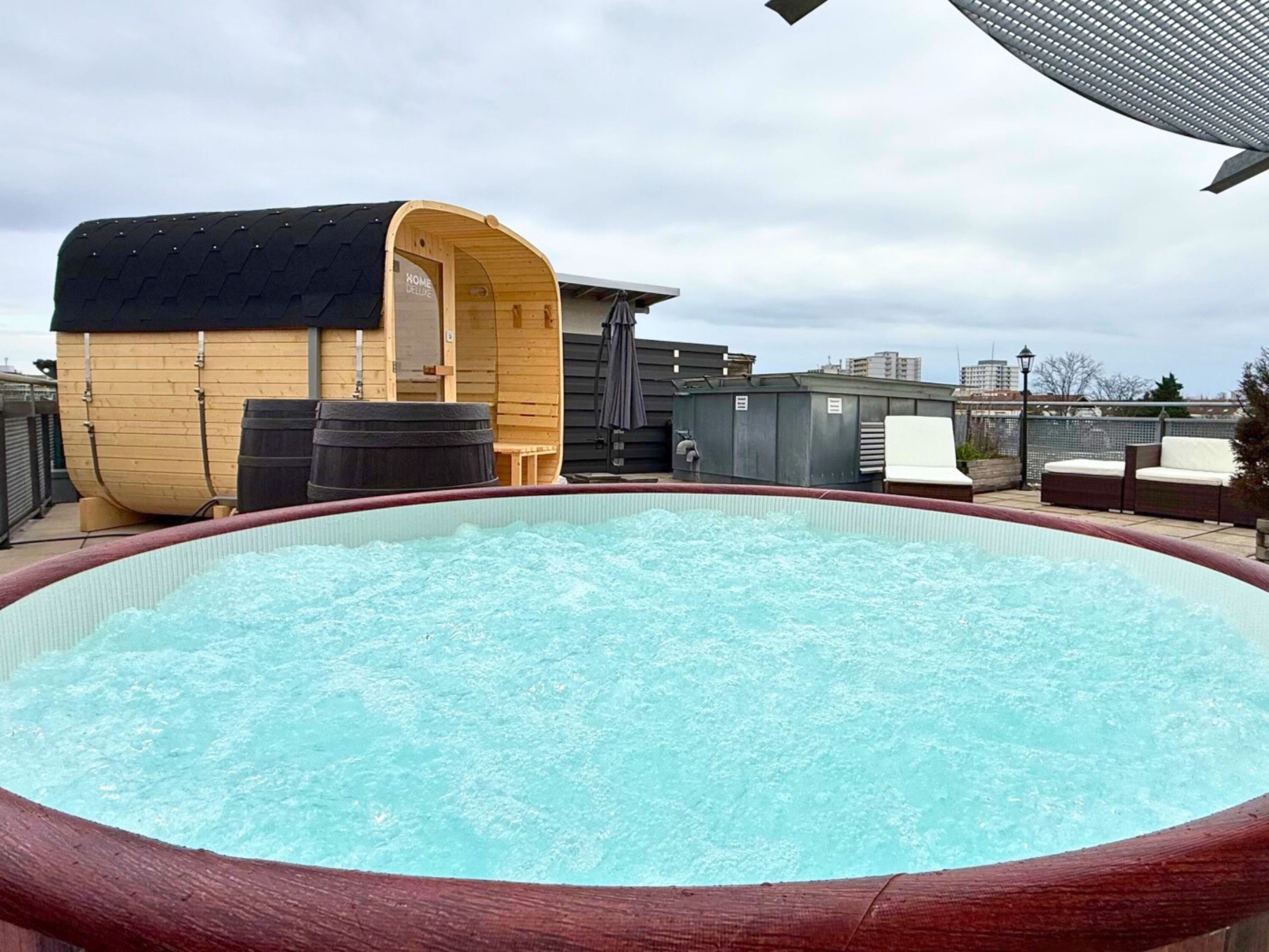 Monteur-Zimmer - Exklusives Gruppenapartment - Sauna - Whirlpool - Billard
