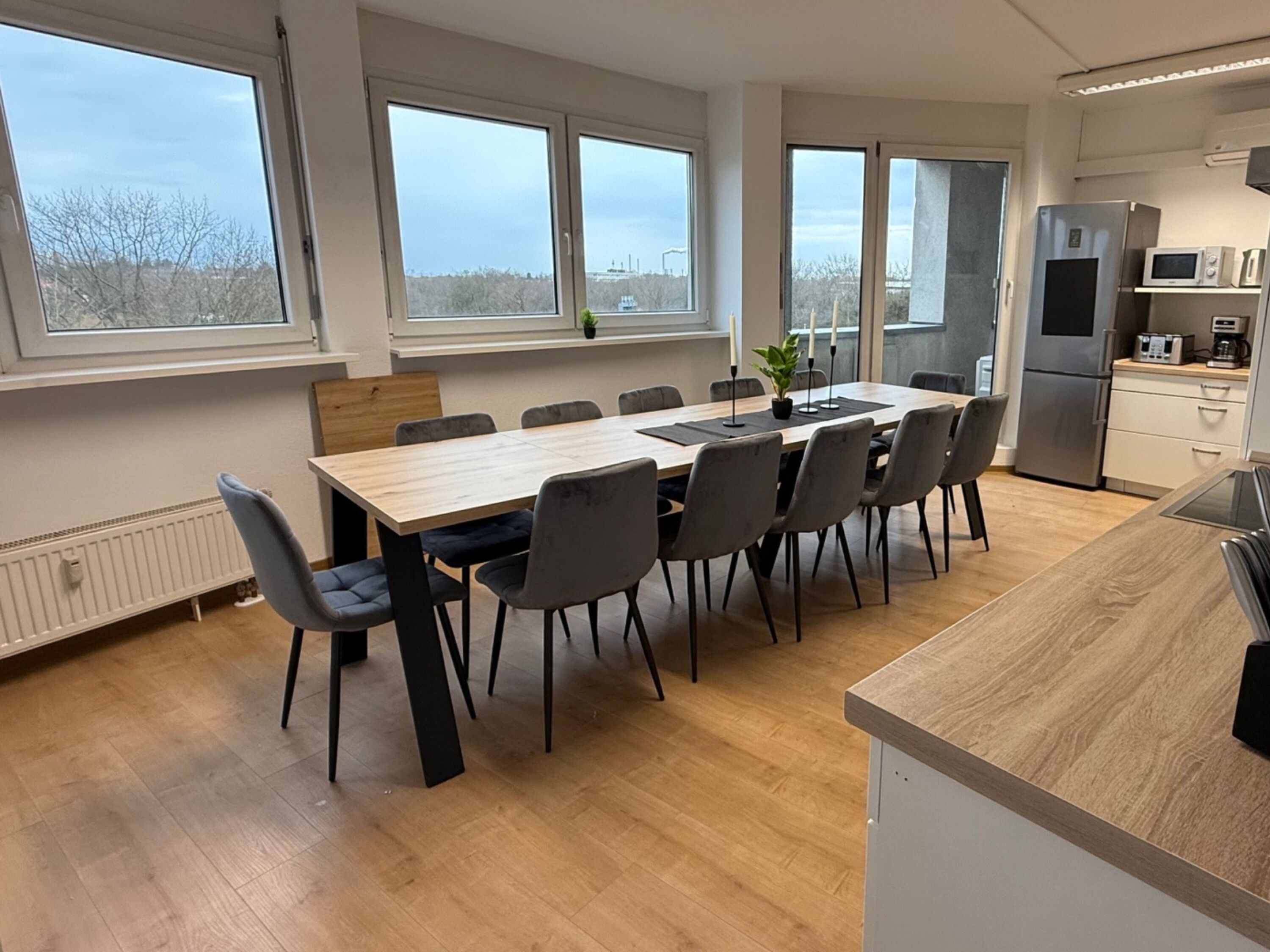 Monteur-Zimmer - Exklusives Gruppenapartment - Sauna - Whirlpool - Billard