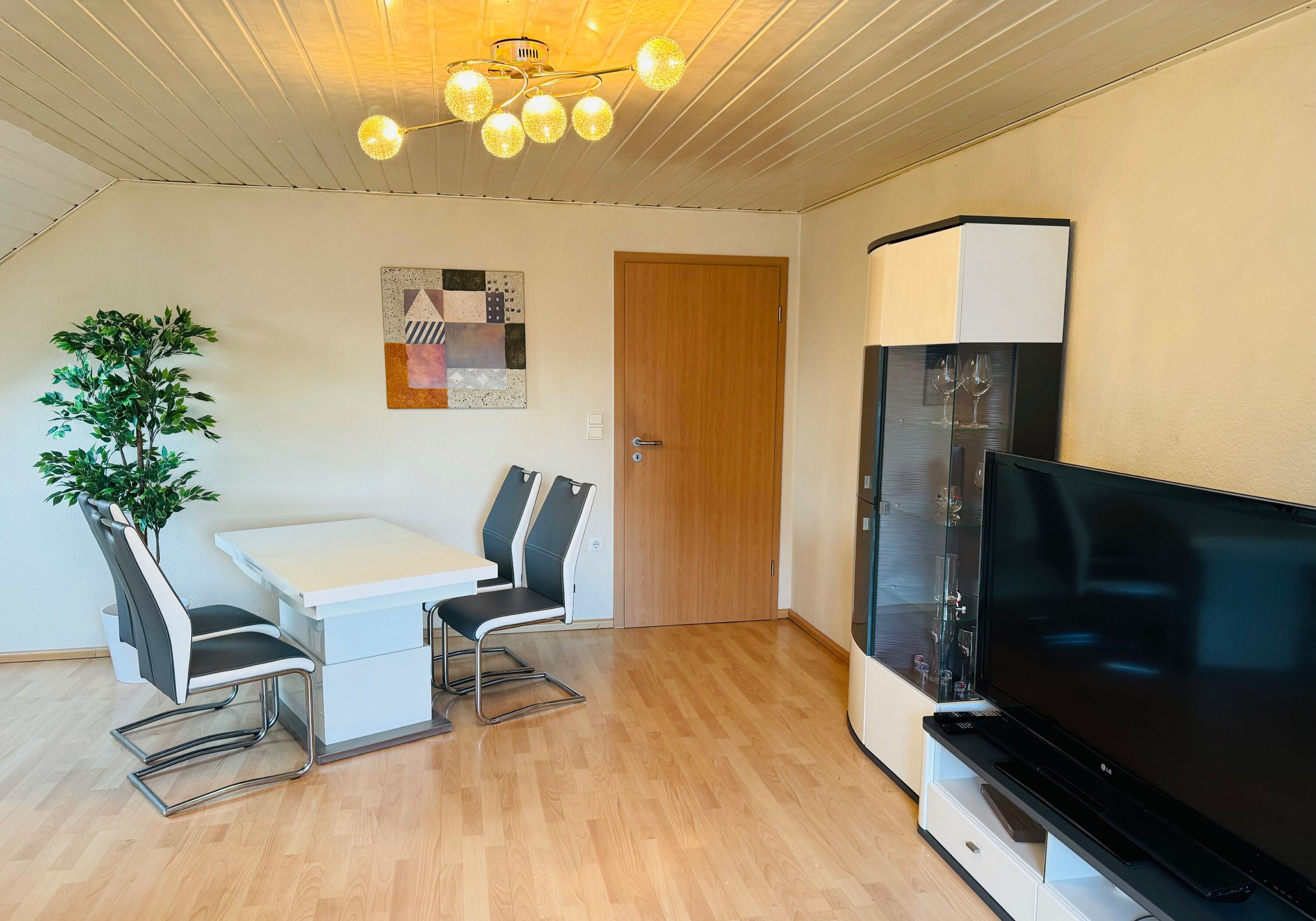 Monteur-Zimmer - Monteurwohnung Karlsruhe / Wörth