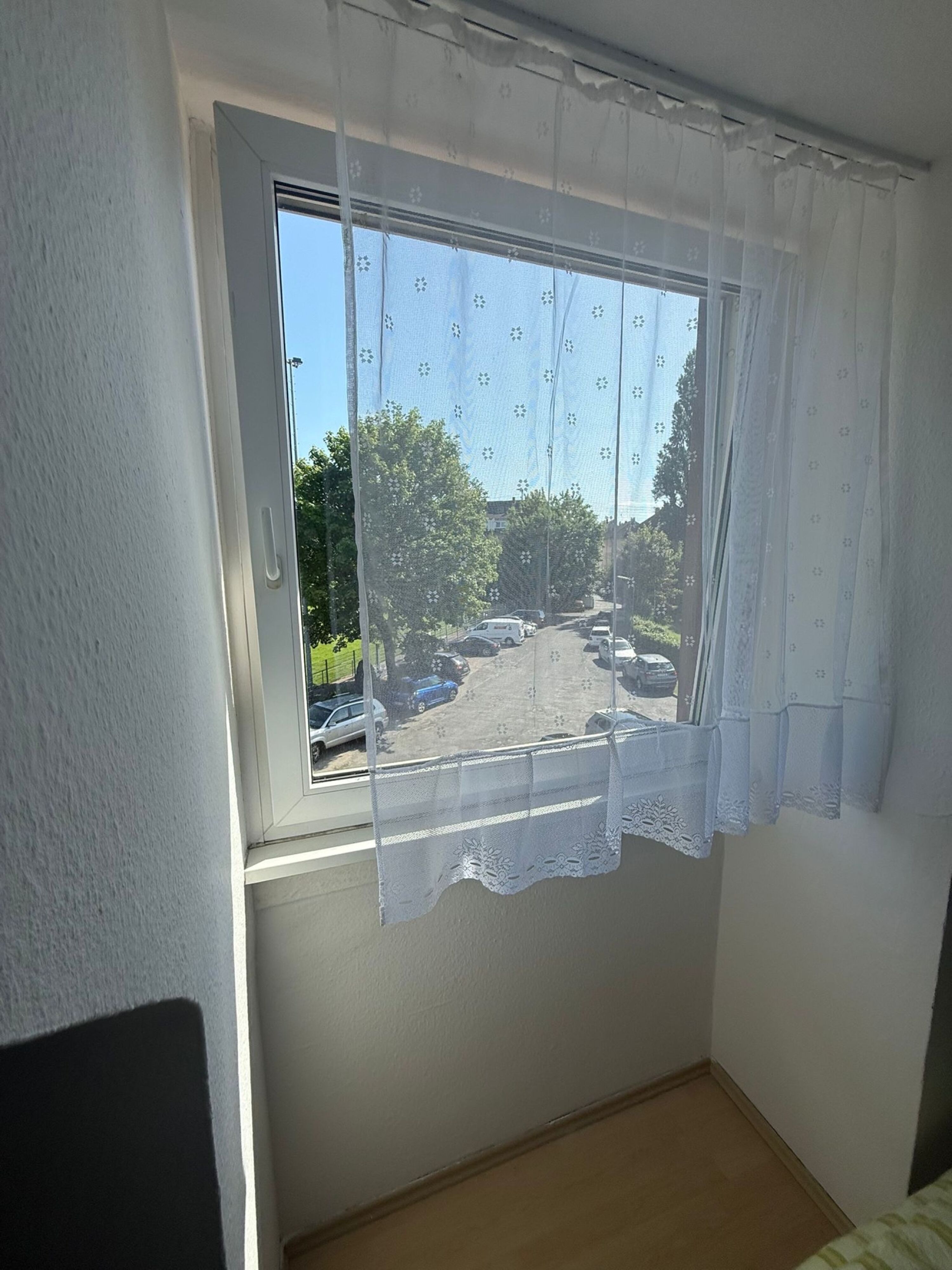 Monteur-Zimmer - Herberge Matti Schöne Wohnungen und Zimmer mit Parkplatz ,