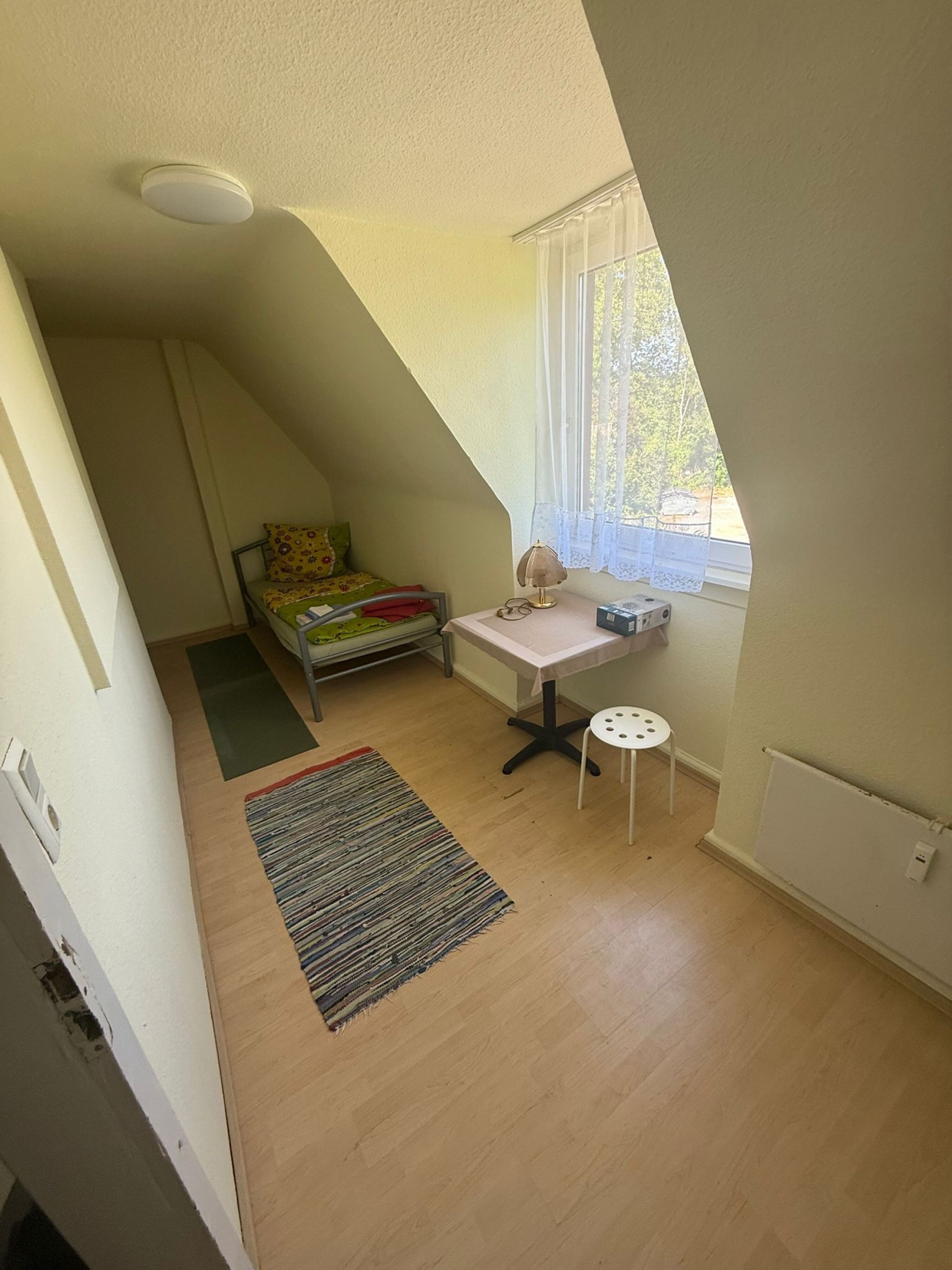 Monteur-Zimmer - Herberge Matti Schöne Wohnungen und Zimmer mit Parkplatz ,