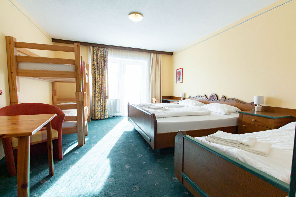 Monteur-Zimmer - Preis pro Nacht - Ramsau (Bad Goisern am Hallstättersee) - Mountain Hostel