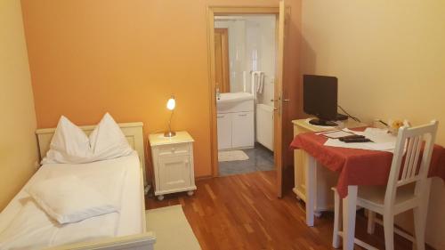 Monteur-Zimmer - Preis pro Nacht - Paurach - Pension Arkadenhof