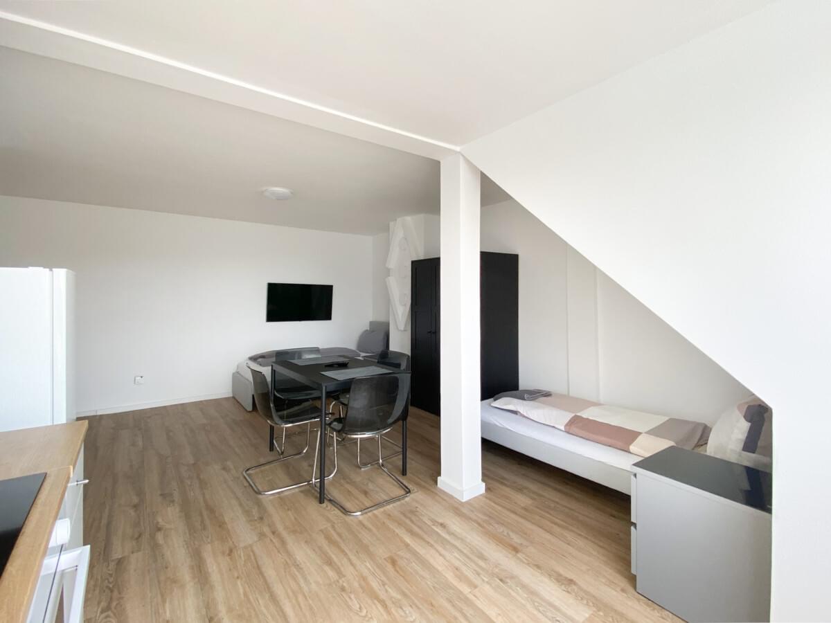 Monteur-Zimmer - Holzwickede - Monteurwohnungen in Gelsenkirchen, Krefeld, Neuss, Marl, Düsseldorf alle mit WIFI, Einzelbetten, eigenem Badezimmer und Küche