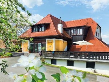 MonteurZimmer: Frühstückspension Zanglhof