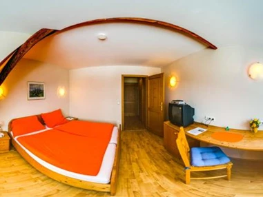 MonteurZimmer: Frühstückspension Zanglhof
