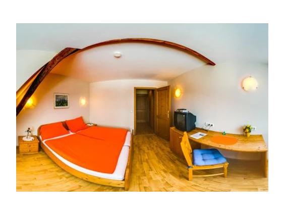 MonteurZimmer: Frühstückspension Zanglhof