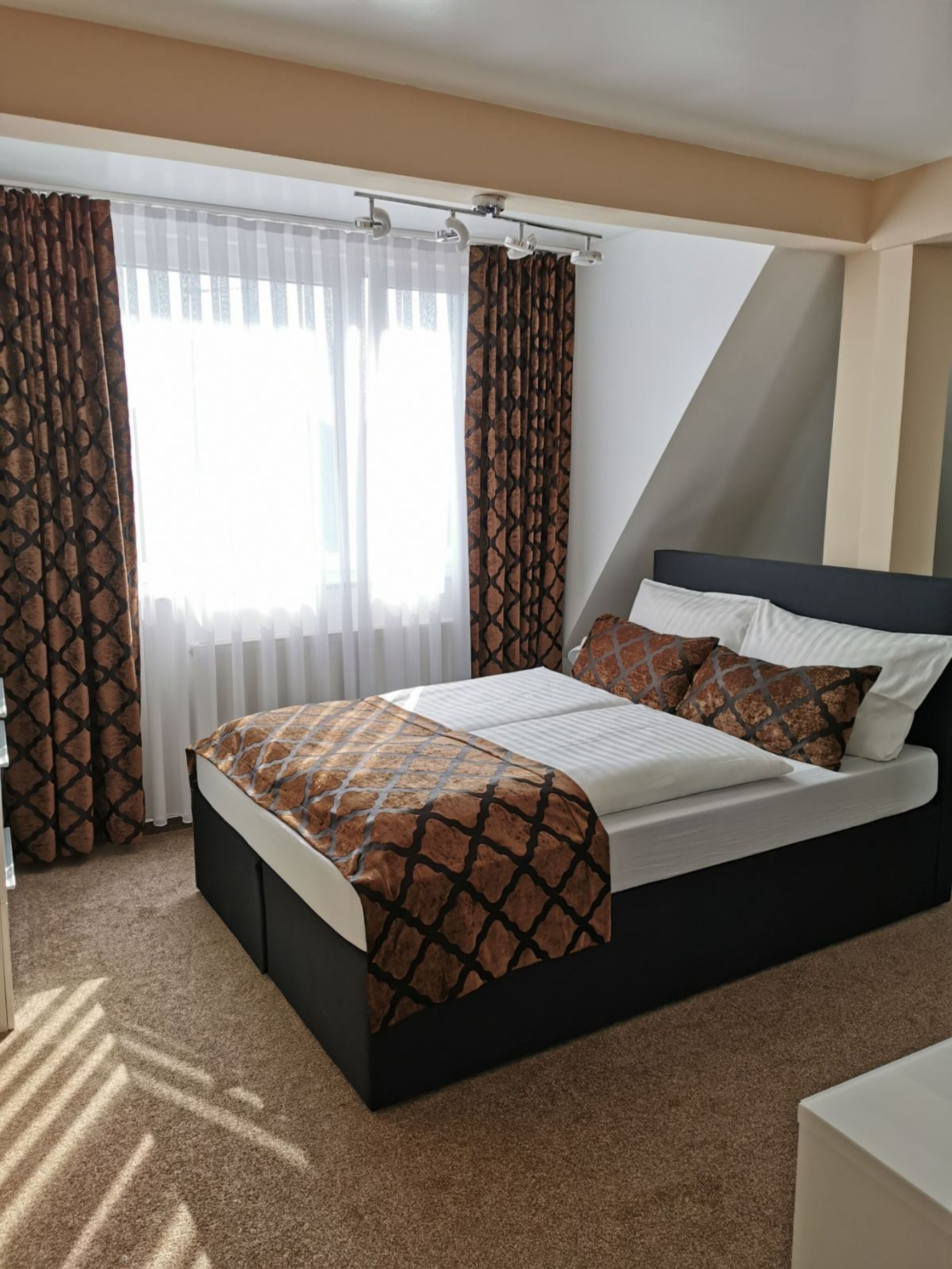 Monteur-Zimmer - Heiligenhaus - Art Apartaments und Hotelzimmer in Gelsenkirchen