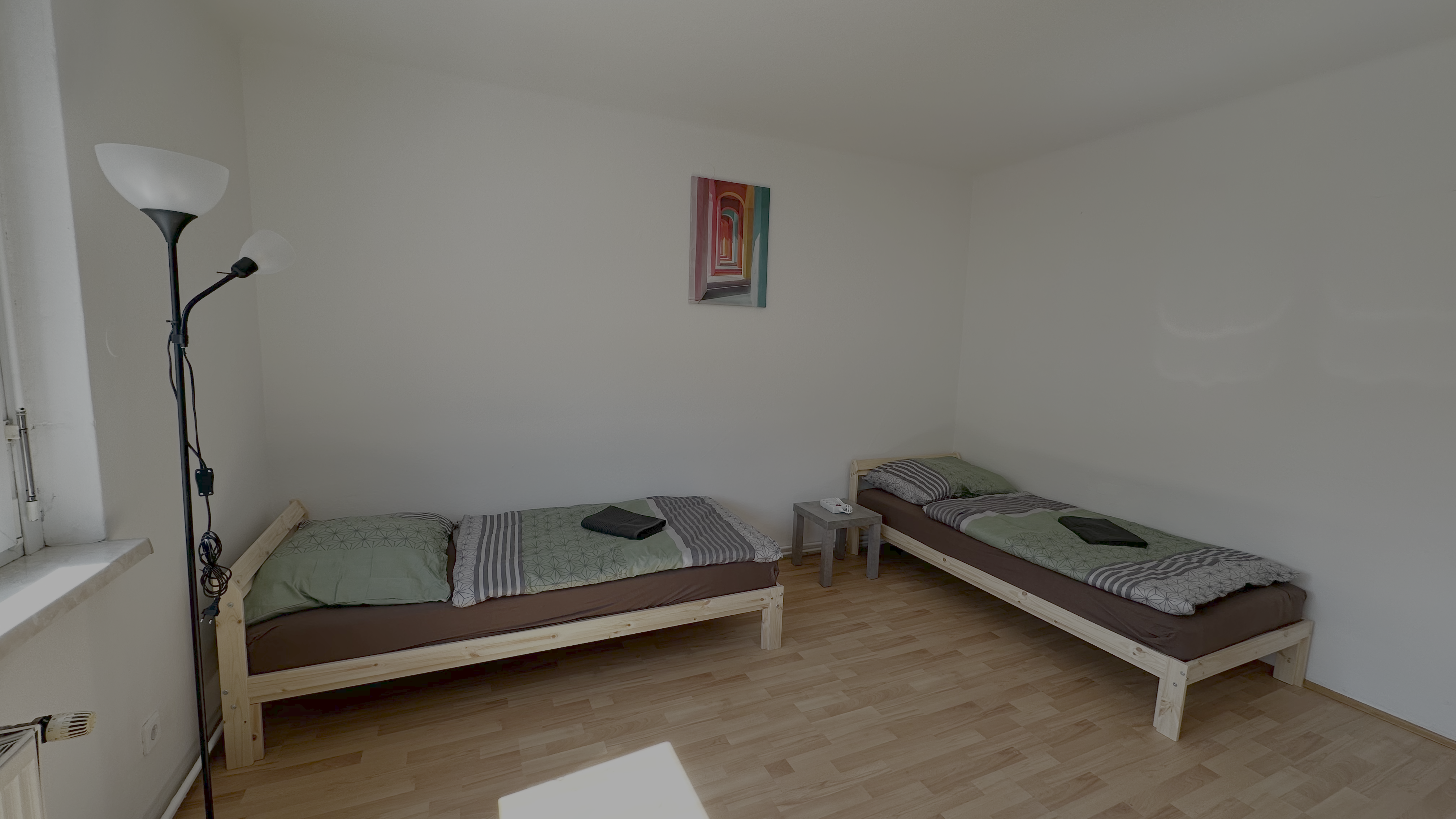 MonteurZimmer: Zimmer - Monteur-Arbeiter Wohnung in Gewerbe-und Industriegebiet Nähe