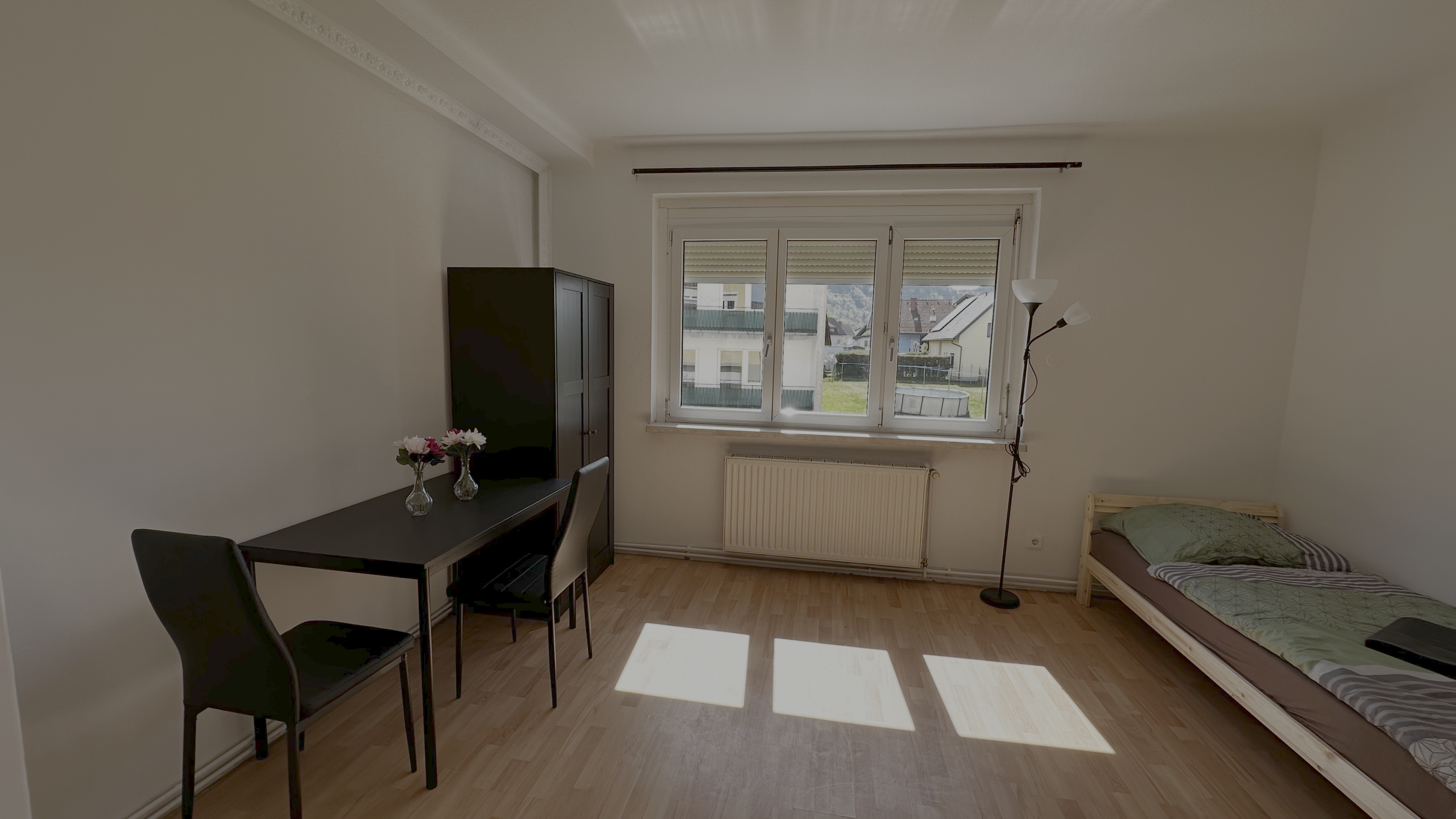 MonteurZimmer: Zimmer - Monteur-Arbeiter Wohnung in Gewerbe-und Industriegebiet Nähe