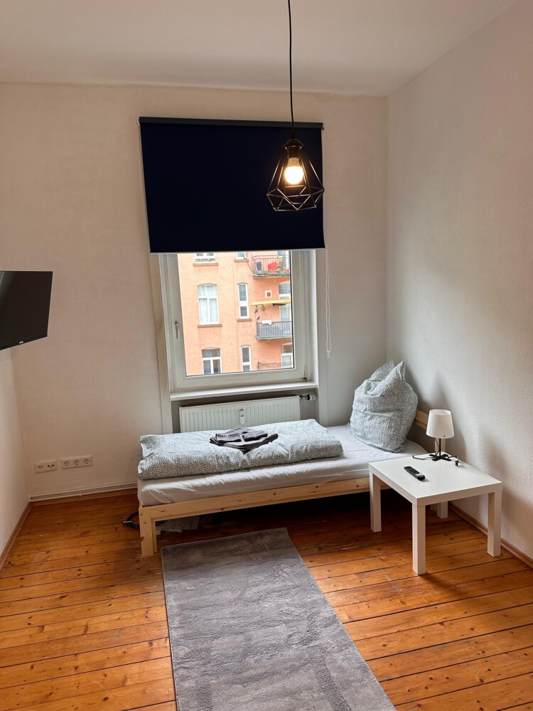 Monteur-Zimmer - Mainz-Kastel - Schöne 2-Zimmerwohnung mit Bad, Balkon und Küche