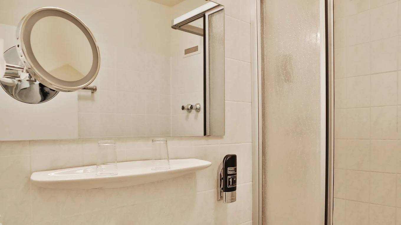 Monteur-Zimmer - Preis pro Nacht - Hotel Toskana