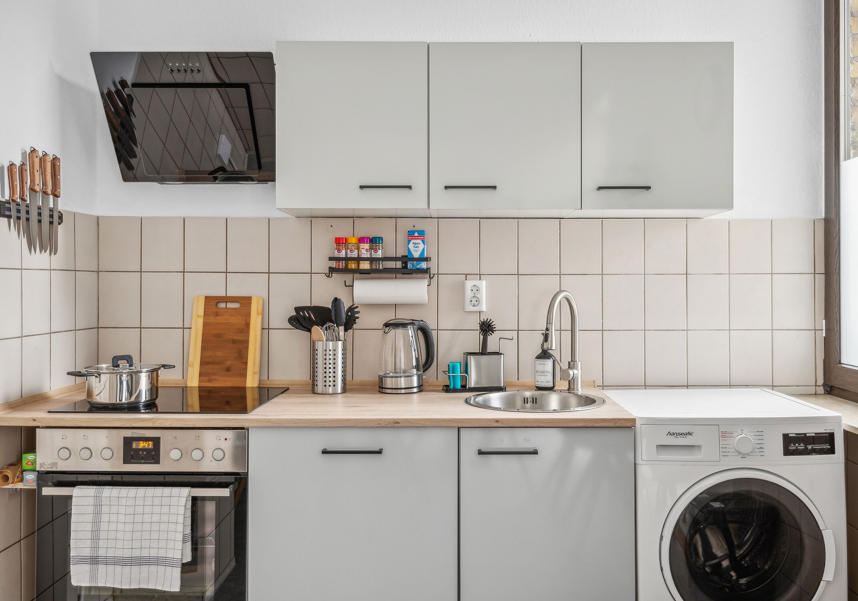 Monteur-Zimmer - Mainz-Kastel - FABYLOUS Homes Business I Rhein-Main I 6 Pers I Balkon