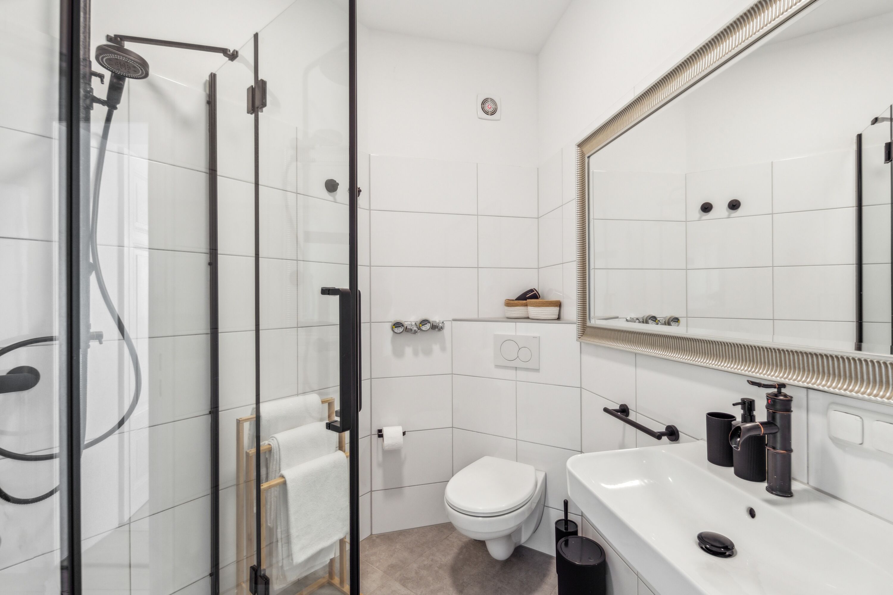 Monteur-Zimmer - Preis pro Nacht - Home.ON - gemütliche modernisierte Wohnung, gut angebunden