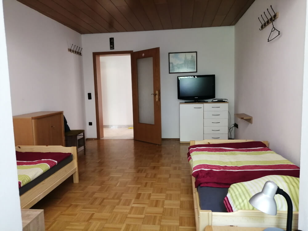 MonteurZimmer: Monteurwohnung Wiesbaden/Erbenheim