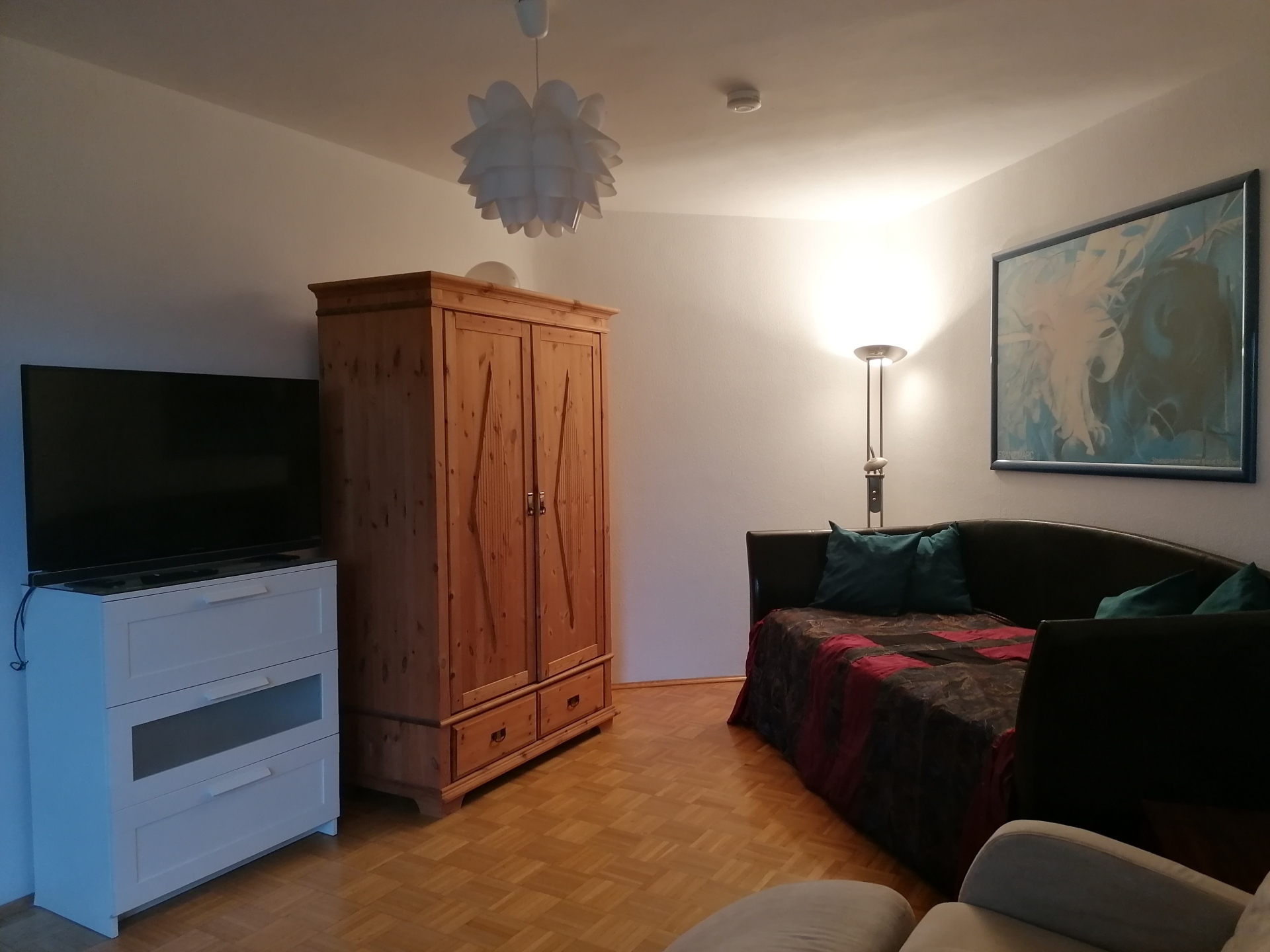 MonteurZimmer: Schönes Einzelzimmer mit Küche, Bad, Terrasse