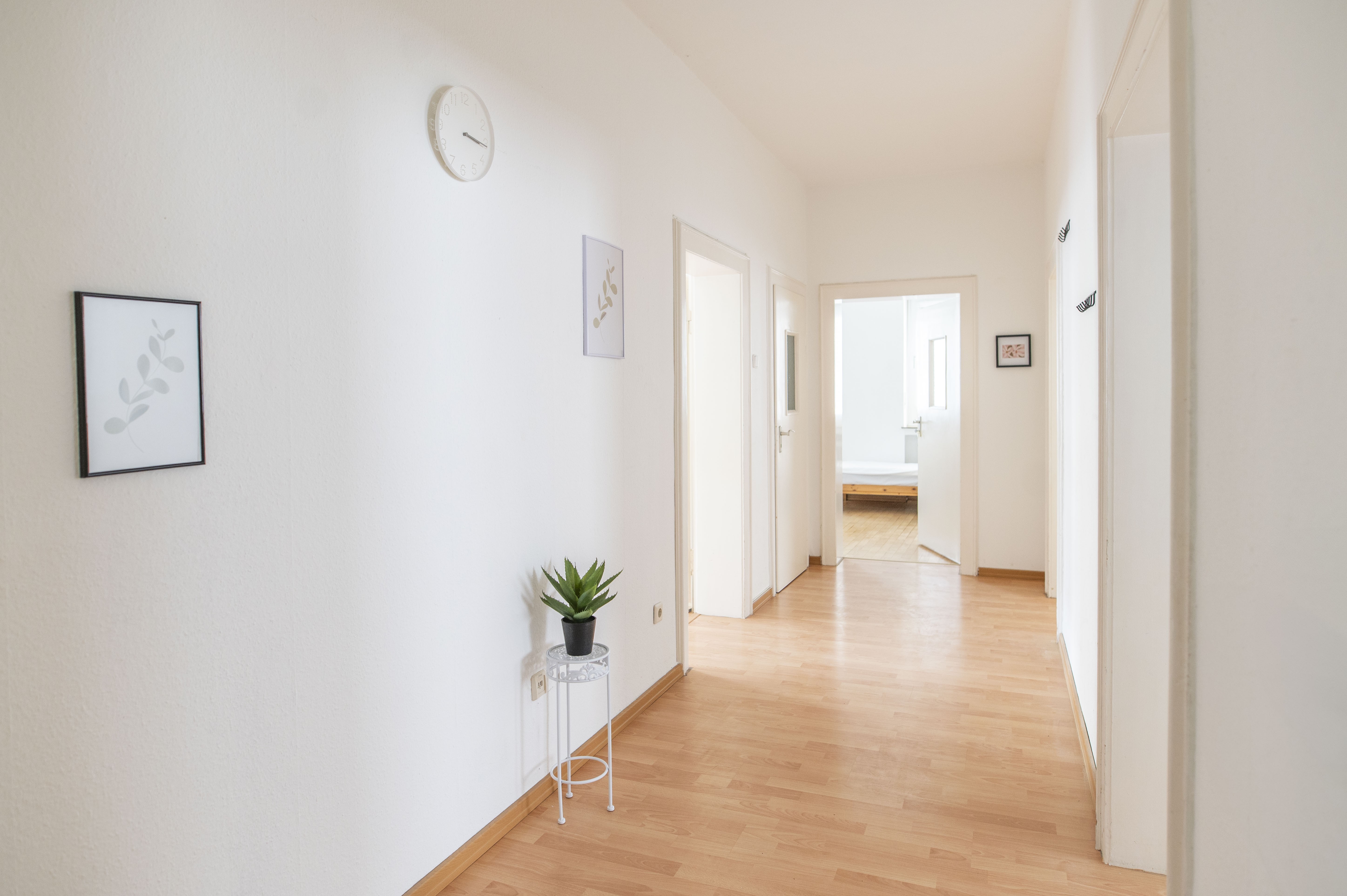 Monteur-Zimmer - Preis pro Nacht - Harsewinkel - Unterkünfte Nähe Münster | WIFI + Kitchen + WhatsApp