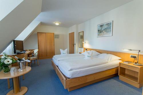 Monteur-Zimmer - Preis pro Nacht - Bergkamen - Brintrup Hotel & Restaurant