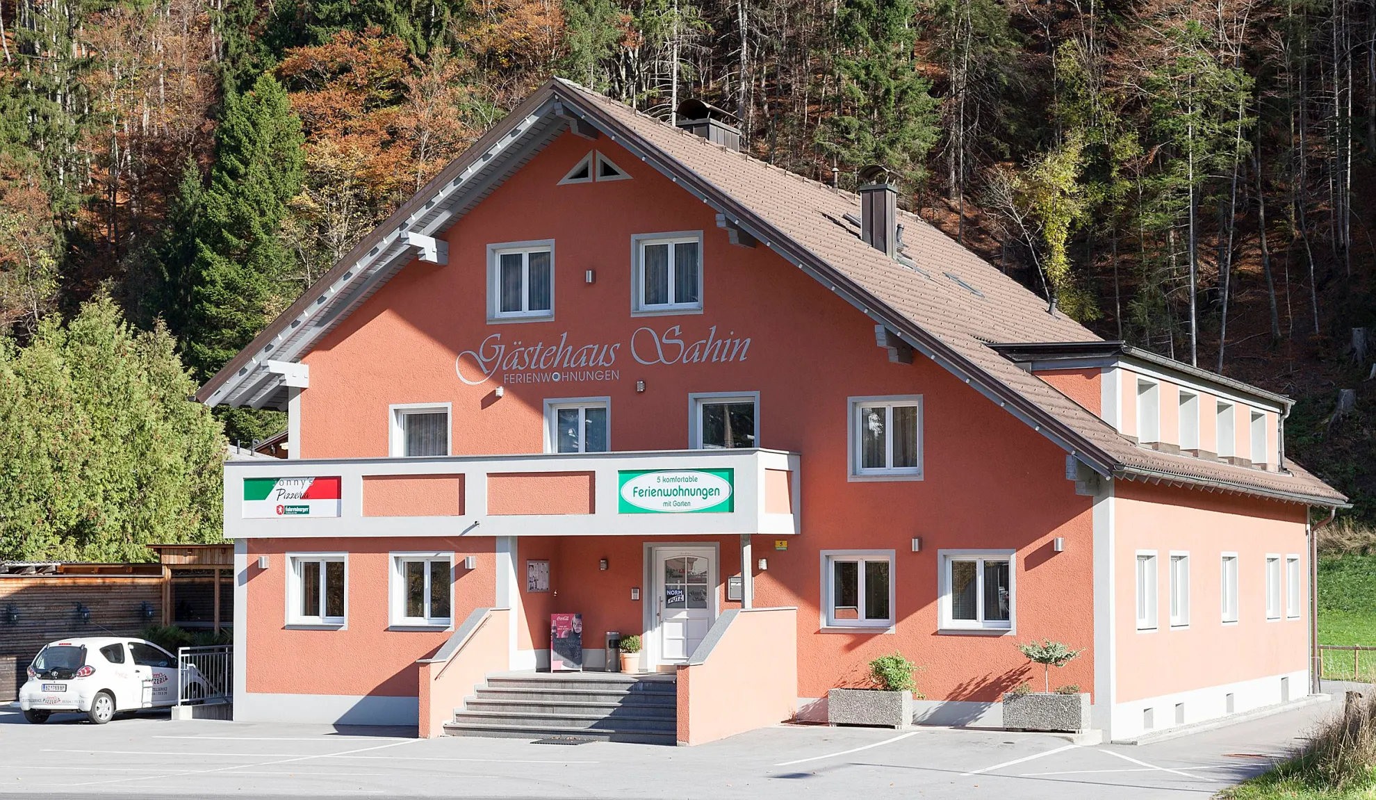 MonteurZimmer: Ansicht vom Haus - Gästehaus Sahin Top 2
