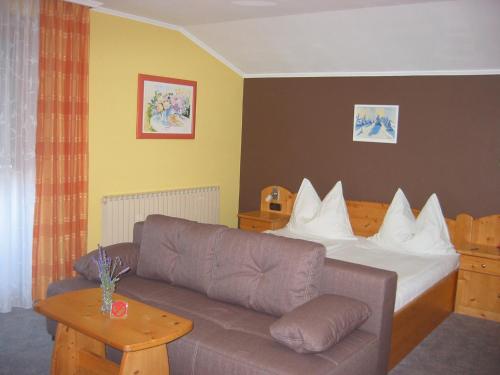 Monteur-Zimmer - Thalgau - Gästehaus Heidi