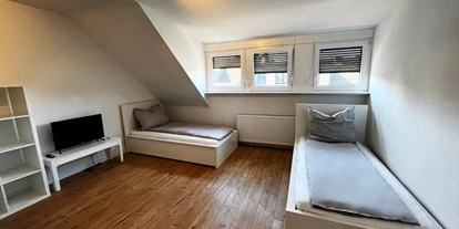 Monteur-Zimmer - Jüchen - Sanierte Wohnung mit bequemen Betten - neues Bad & Küche!