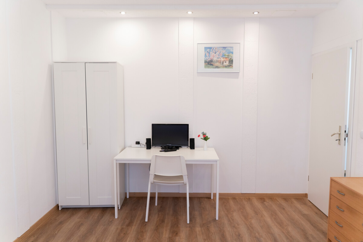 Monteur-Zimmer - Jülich - Möbliertes 2-Zimmer-Apartement in Mönchengladbach bei Düsseldorf