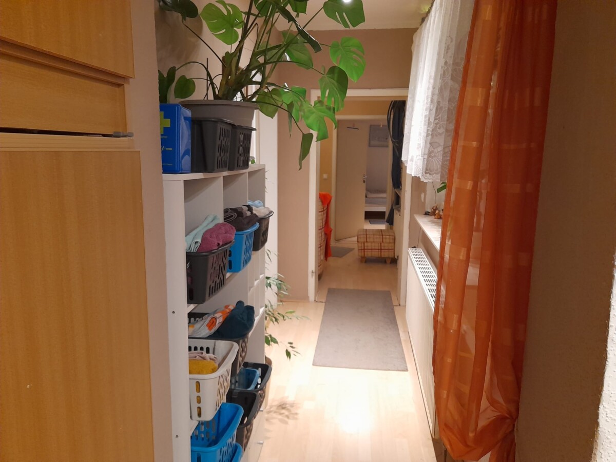 Monteur-Zimmer - Nordrhein-Westfalen - Pension Hahnenschrei in Korschenbroich-Liedberg / 450 Euro ZusatzANGEBOT 30 Tage für Mehrbettzimmer!!!