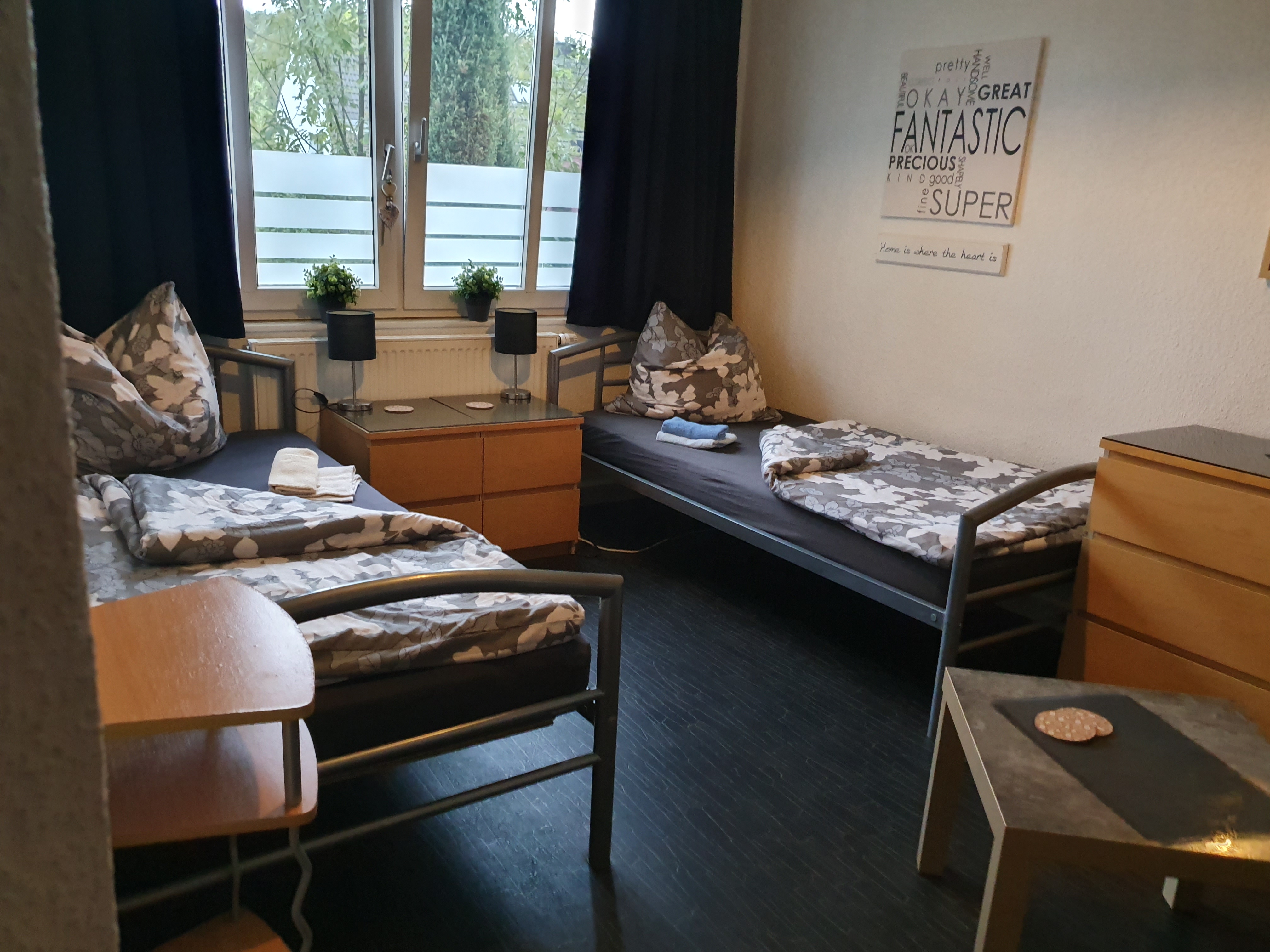 MonteurZimmer: Doppelzimmer Schaufenberg. - FERIENWOHNUNG JANIDA