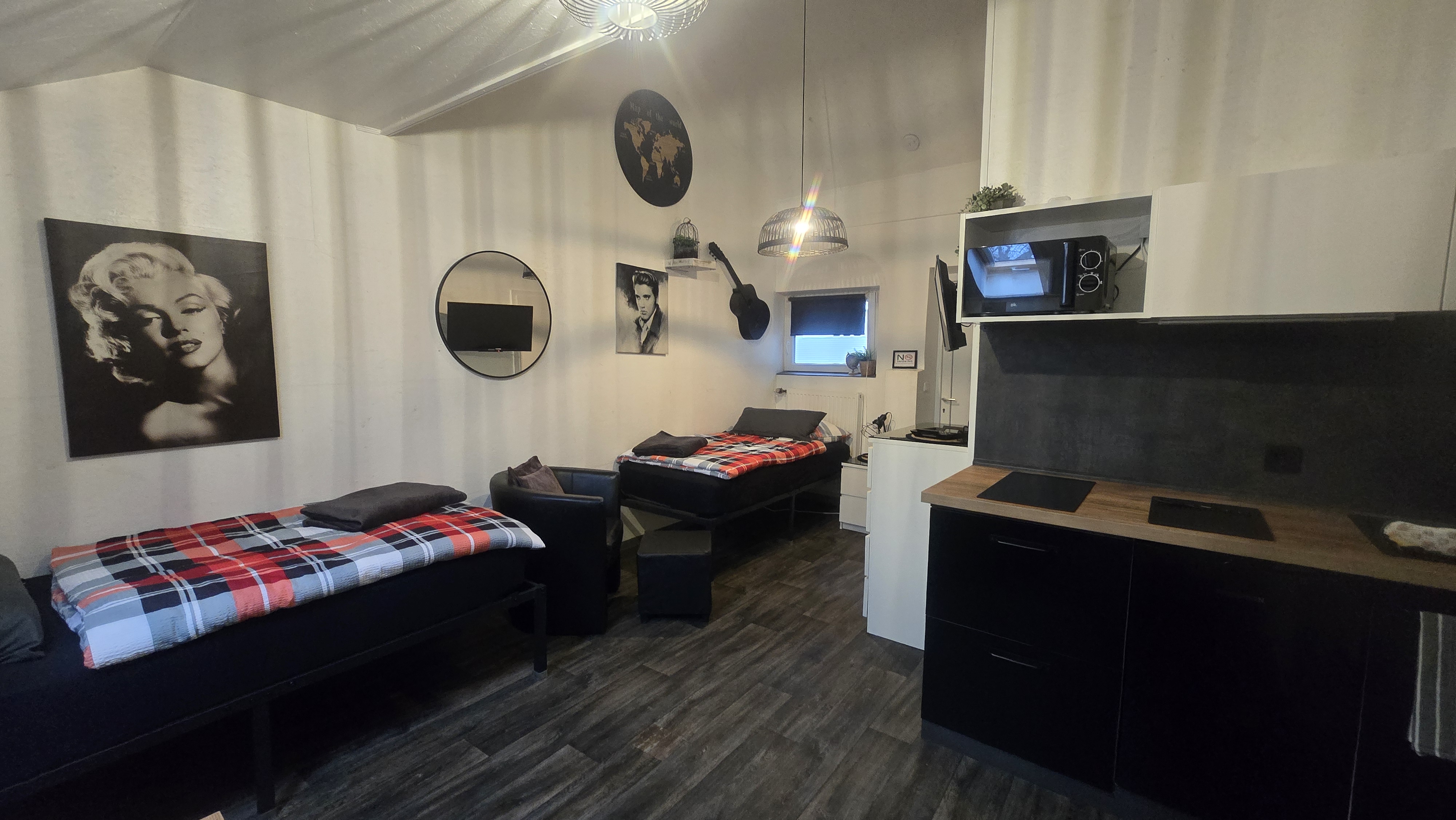 MonteurZimmer: Apartment Ratheim - FERIENWOHNUNG JANIDA