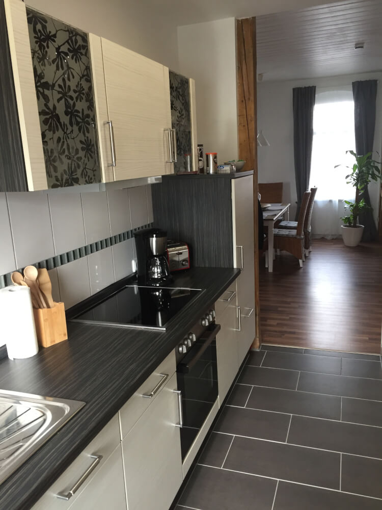 Monteur-Zimmer - Braunschweig - Große Monteurwohnung mit 4 Betten / Free Wifi