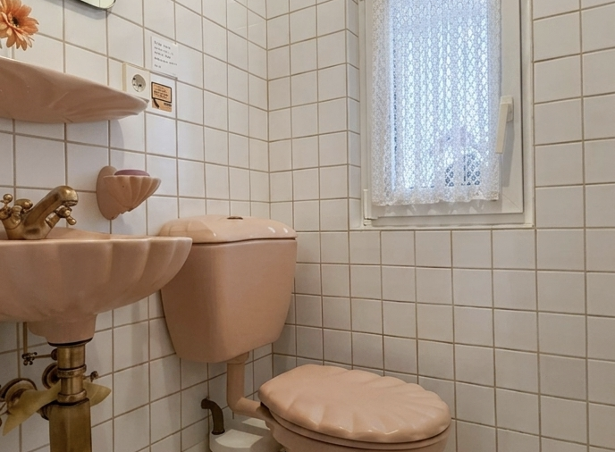 MonteurZimmer: Gäste-WC - Ferienwohnung Tante Mimi - Haus Frida