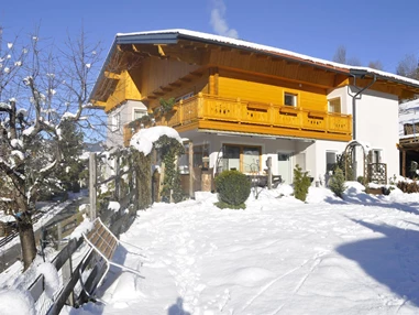 MonteurZimmer: Haus Voithofer
