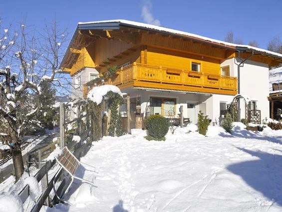 MonteurZimmer: Haus Voithofer