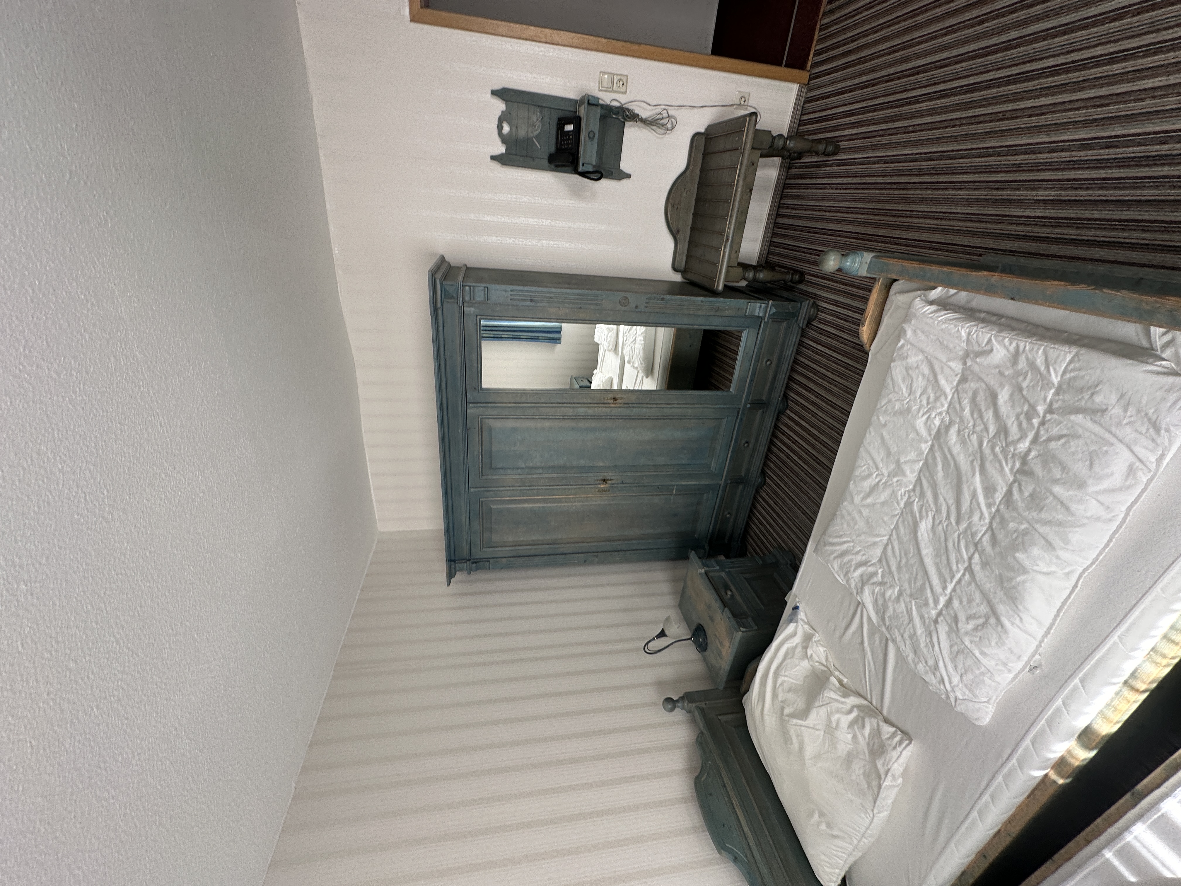 MonteurZimmer: Zimmer Mendelssohnallee