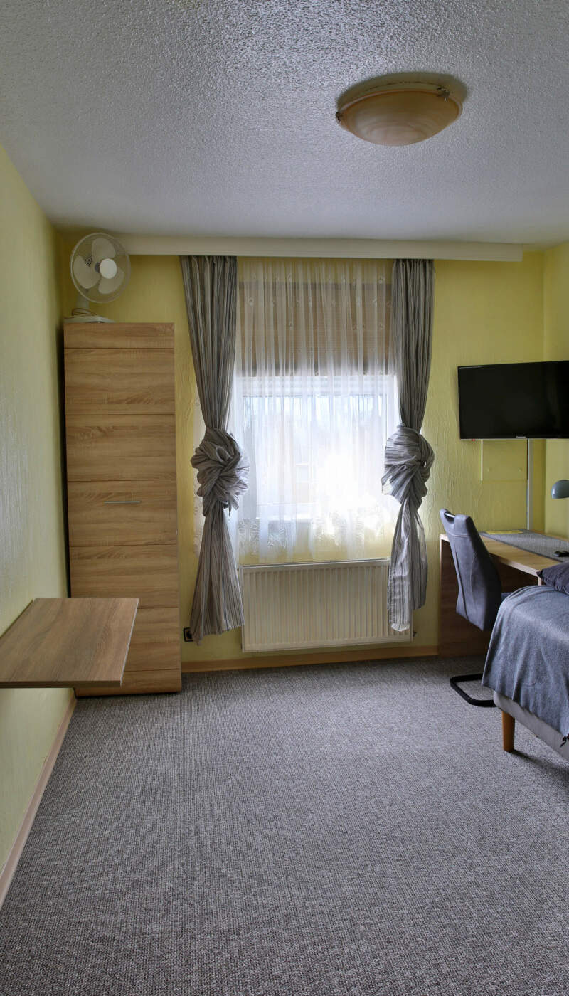 Monteur-Zimmer - Krefeld - Hotel-Restaurant Zur Brücke