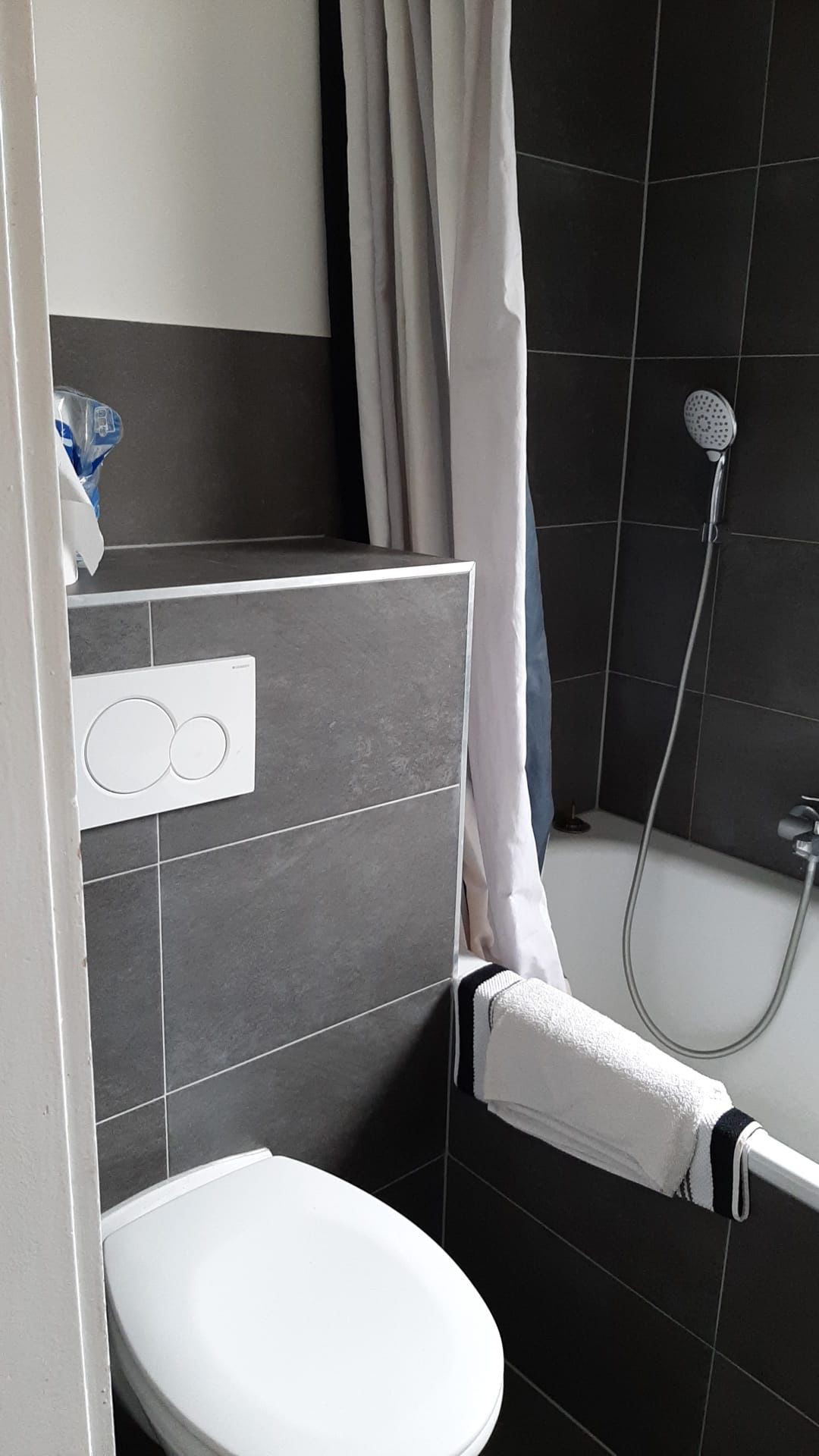Monteur-Zimmer - Krefeld - Ganze Wohnung in Krefeld, nahe Düsseldorf, Mönchengladbach