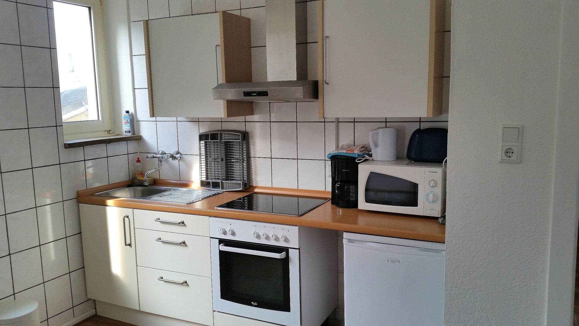 Monteur-Zimmer - Krefeld - Lerch Santos Ferienwohnungen GbR
