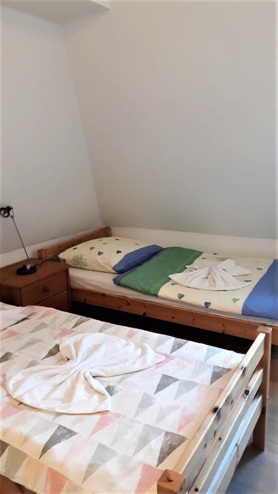 Monteur-Zimmer - Krefeld - Lerch Santos Ferienwohnungen GbR