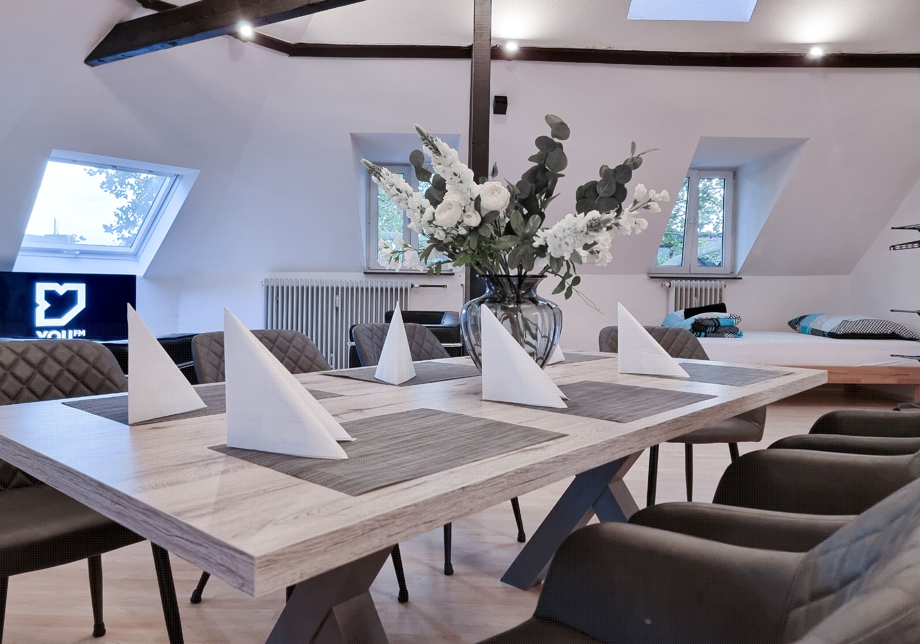 Monteur-Zimmer - Krefeld - Moderne Apartments in Krefeld: 4 bis 16 Personen | Top-Lage