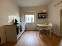Monteur-Zimmer - Korschenbroich - EMAS 5 / Whg. mit 3 Einzelbetten, WLAN, Küche, Waschmaschine